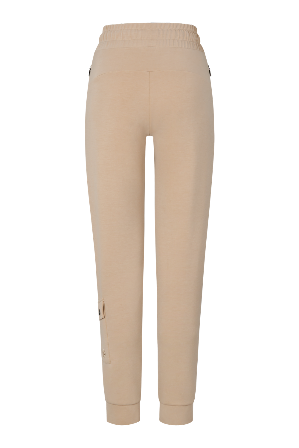 YANNIE BEJ - 36